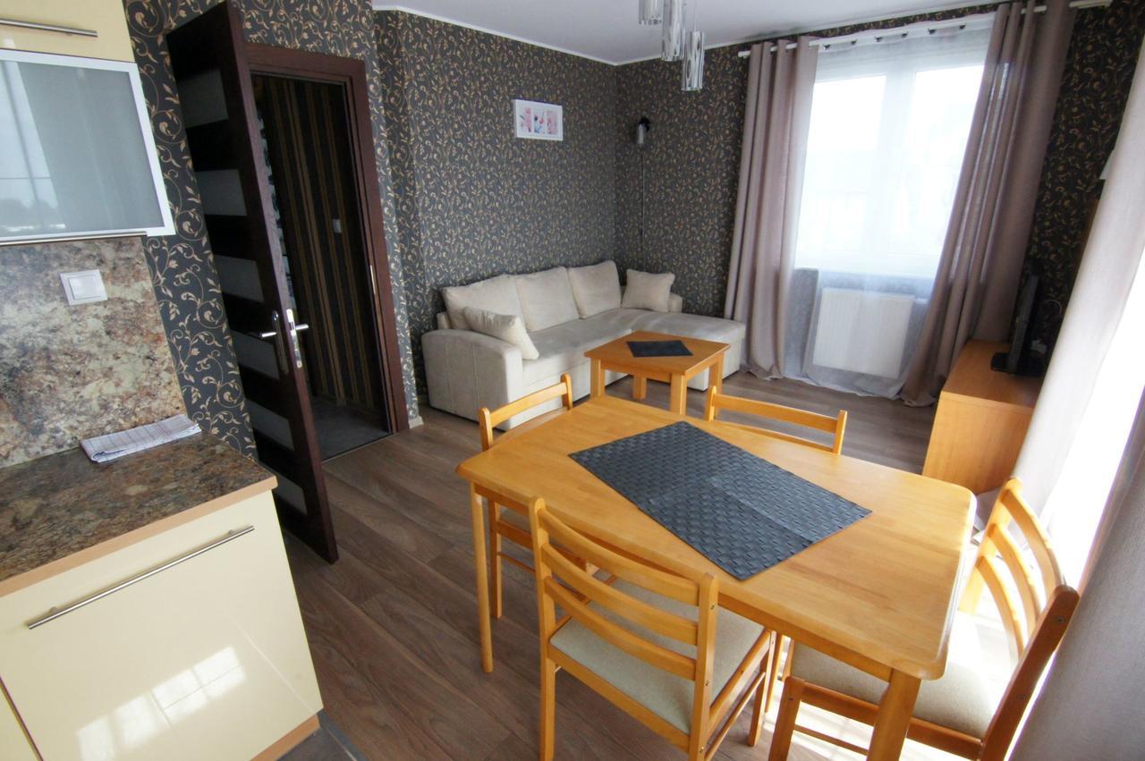 Wczasy Royal Apartment Jastarnia Ngoại thất bức ảnh