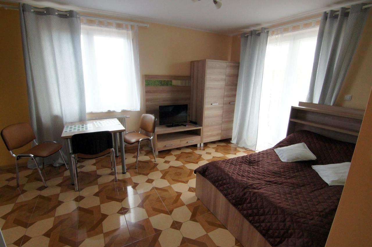 Wczasy Royal Apartment Jastarnia Ngoại thất bức ảnh
