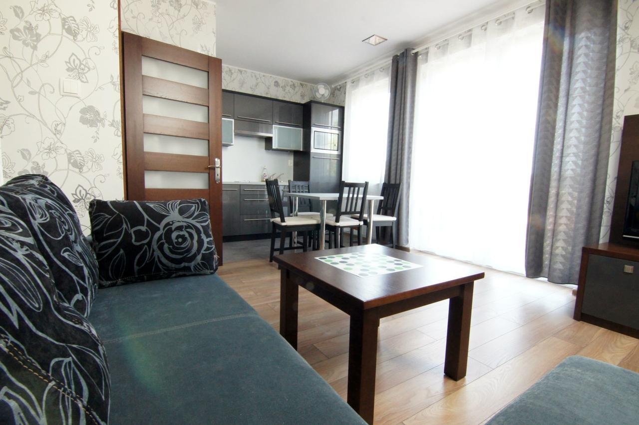 Wczasy Royal Apartment Jastarnia Ngoại thất bức ảnh