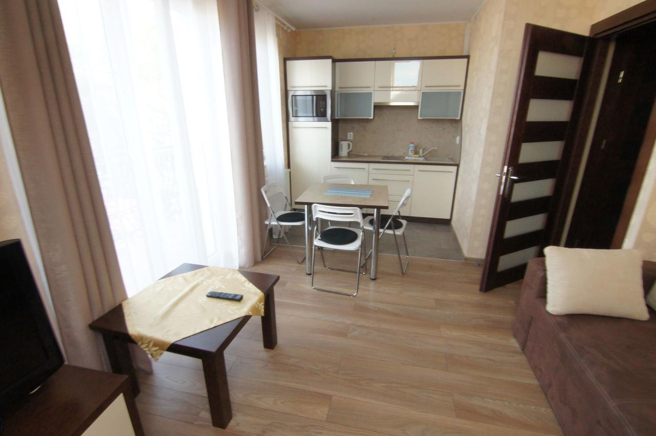 Wczasy Royal Apartment Jastarnia Ngoại thất bức ảnh