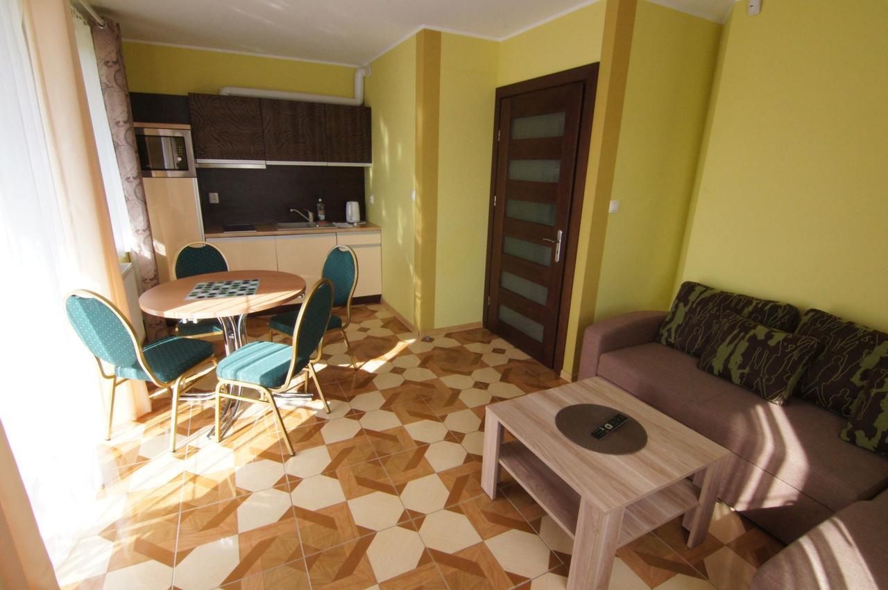 Wczasy Royal Apartment Jastarnia Ngoại thất bức ảnh