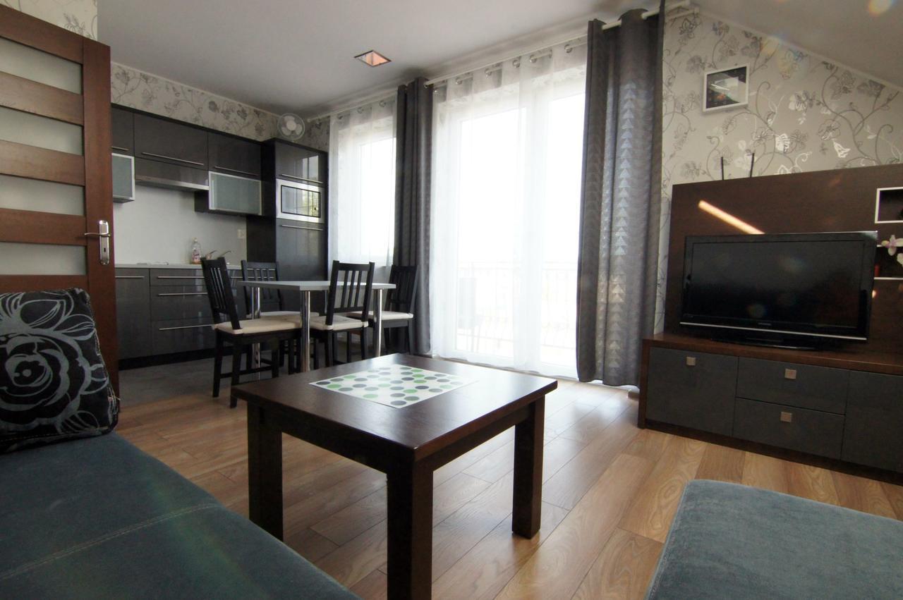 Wczasy Royal Apartment Jastarnia Ngoại thất bức ảnh